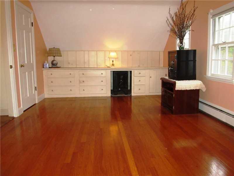 2 Hedgerow Drive Cumberland, ME 04021 - Photo 10 of 32 Bedroom.