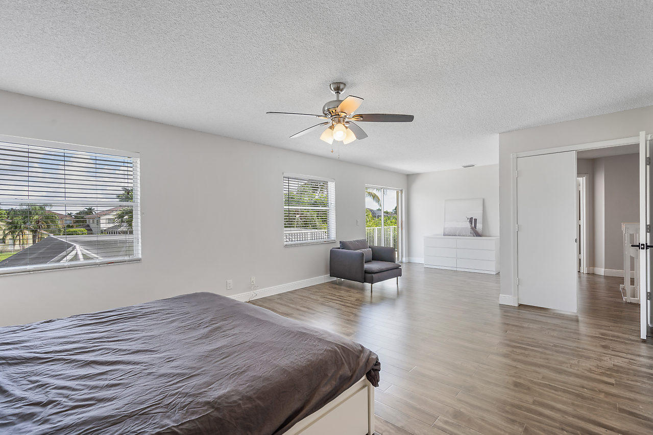 19681 Black Olive Lane Boca Raton, FL 33498 - Photo 17 of 47 018-19681BlackOliveLn-BocaRaton-FL-small