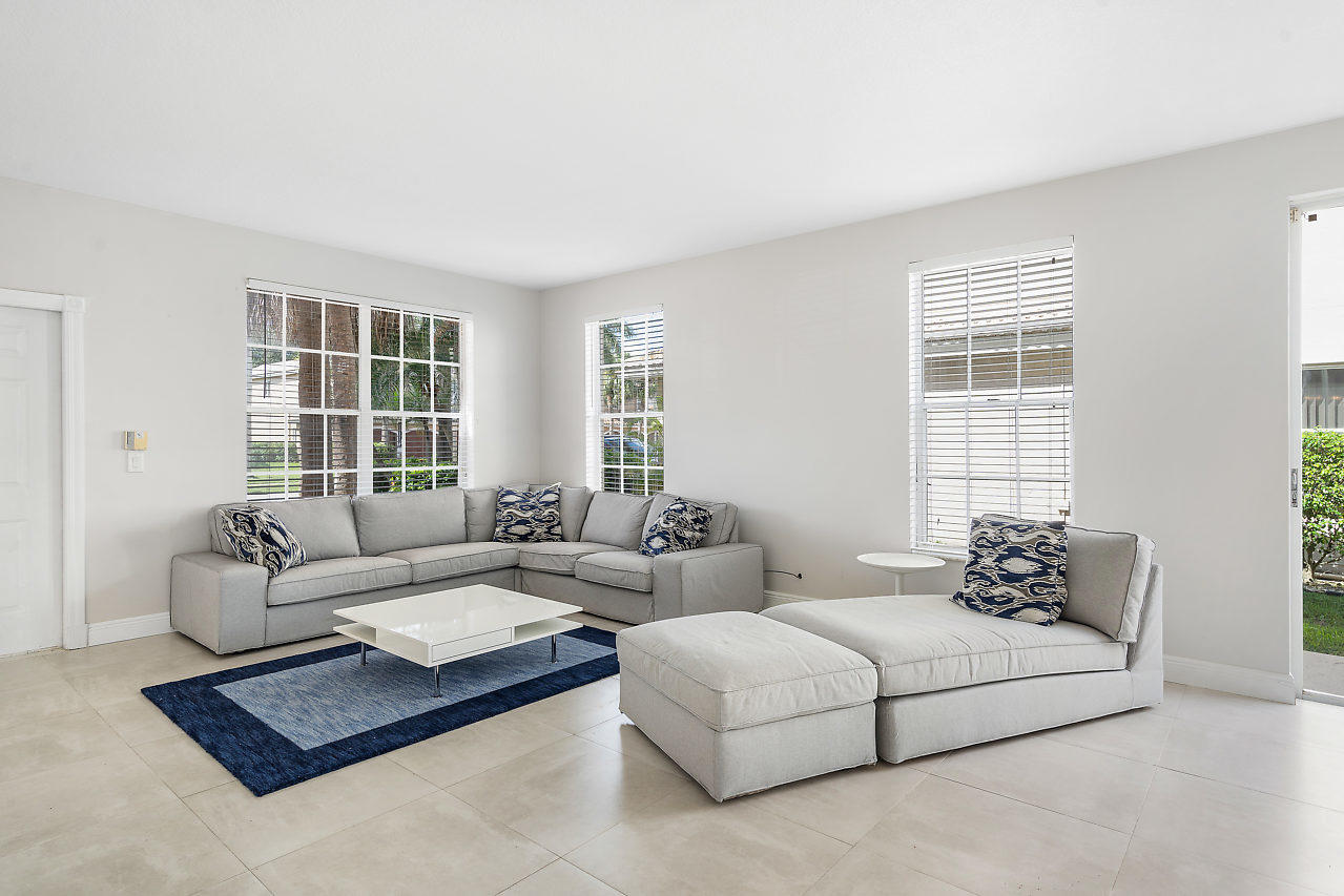 19681 Black Olive Lane Boca Raton, FL 33498 - Photo 3 of 47 010-19681BlackOliveLn-BocaRaton-FL-small