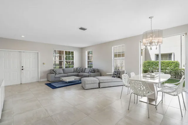 $6,500 | 19681 Black Olive Lane, Boca Raton, FL 33498