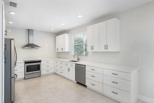 $6,500 | 19681 Black Olive Lane, Boca Raton, FL 33498