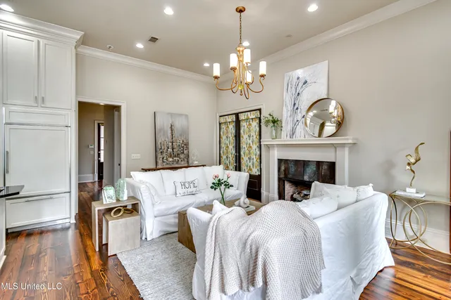 $460,000 | 104 La Salle Street, Madison, MS 39110