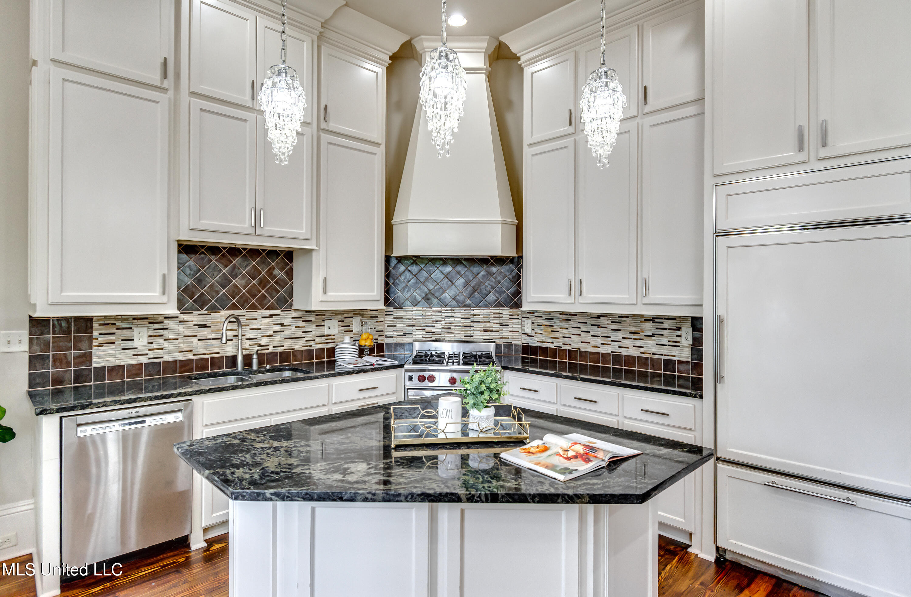 104 La Salle Street Madison, MS 39110 - Photo 16 of 49 104 LeSalle St-12