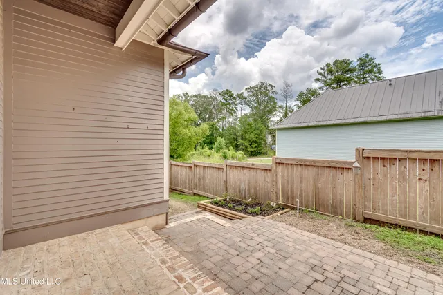 $460,000 | 104 La Salle Street, Madison, MS 39110