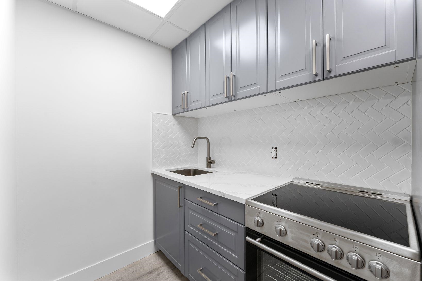 1111 River Road, Unit F25 Edgewater, NJ 07020 - Photo 4 of 17