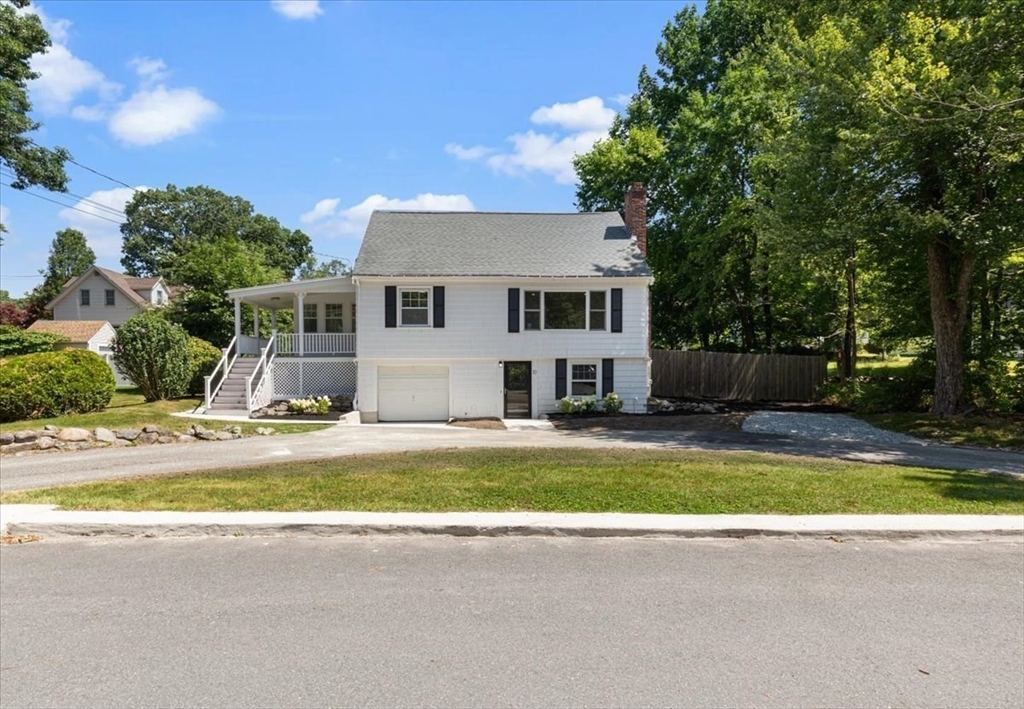 10 Fernglade Road Burlington, MA 01803 - Photo 3 of 37 Gallery Image 3