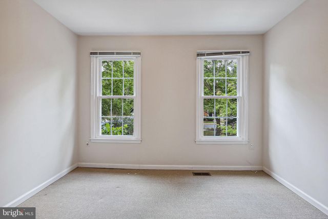 $1,065,000 | 1569 McLean Commons Court, McLean, VA 22101