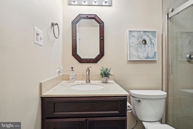 $1,065,000 | 1569 McLean Commons Court, McLean, VA 22101