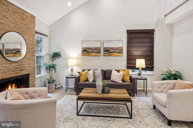 $1,065,000 | 1569 McLean Commons Court, McLean, VA 22101