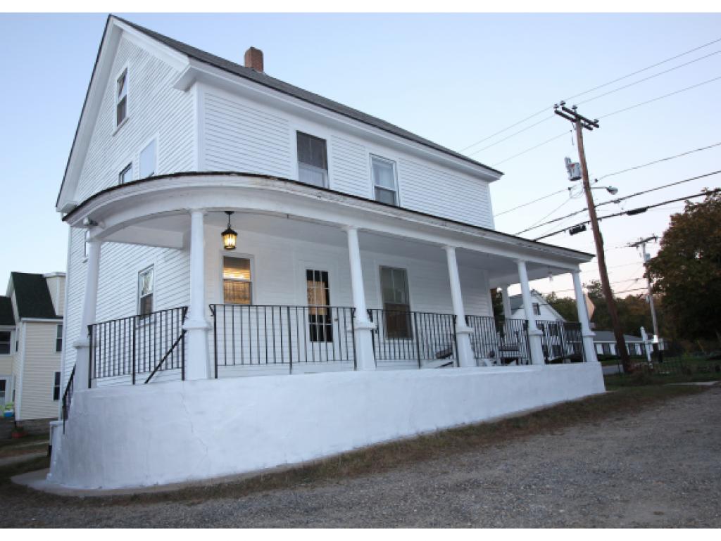 86 Main Street Plaistow, NH 03865 - Photo 1 of 31 Gallery Image 1