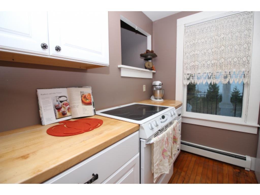 86 Main Street Plaistow, NH 03865 - Photo 8 of 31 Gallery Image 8