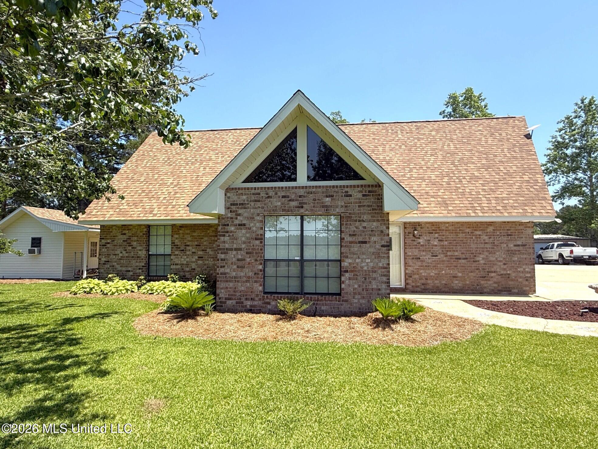 7020 Gibson Road McComb, MS 39648 - Photo 2 of 60 IMG_3339