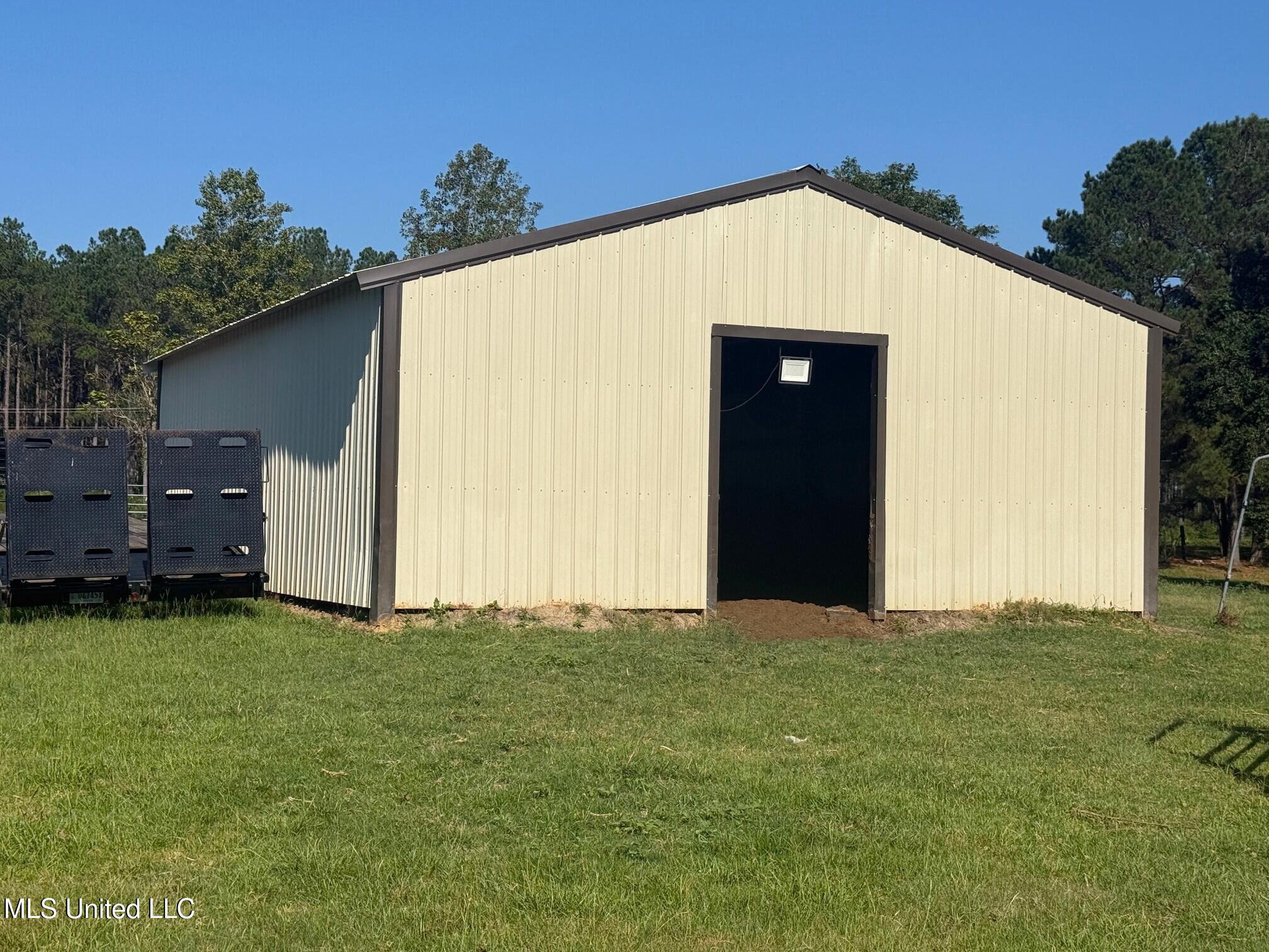 7020 Gibson Road McComb, MS 39648 - Photo 39 of 60 IMG_2404