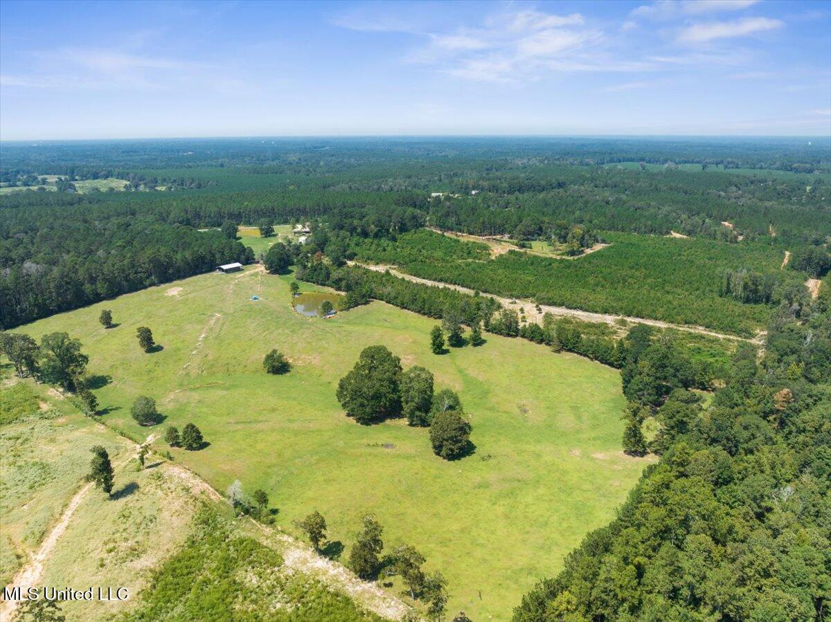 7020 Gibson Road McComb, MS 39648 - Photo 55 of 60 43-DJI_20250912131244_0022_V