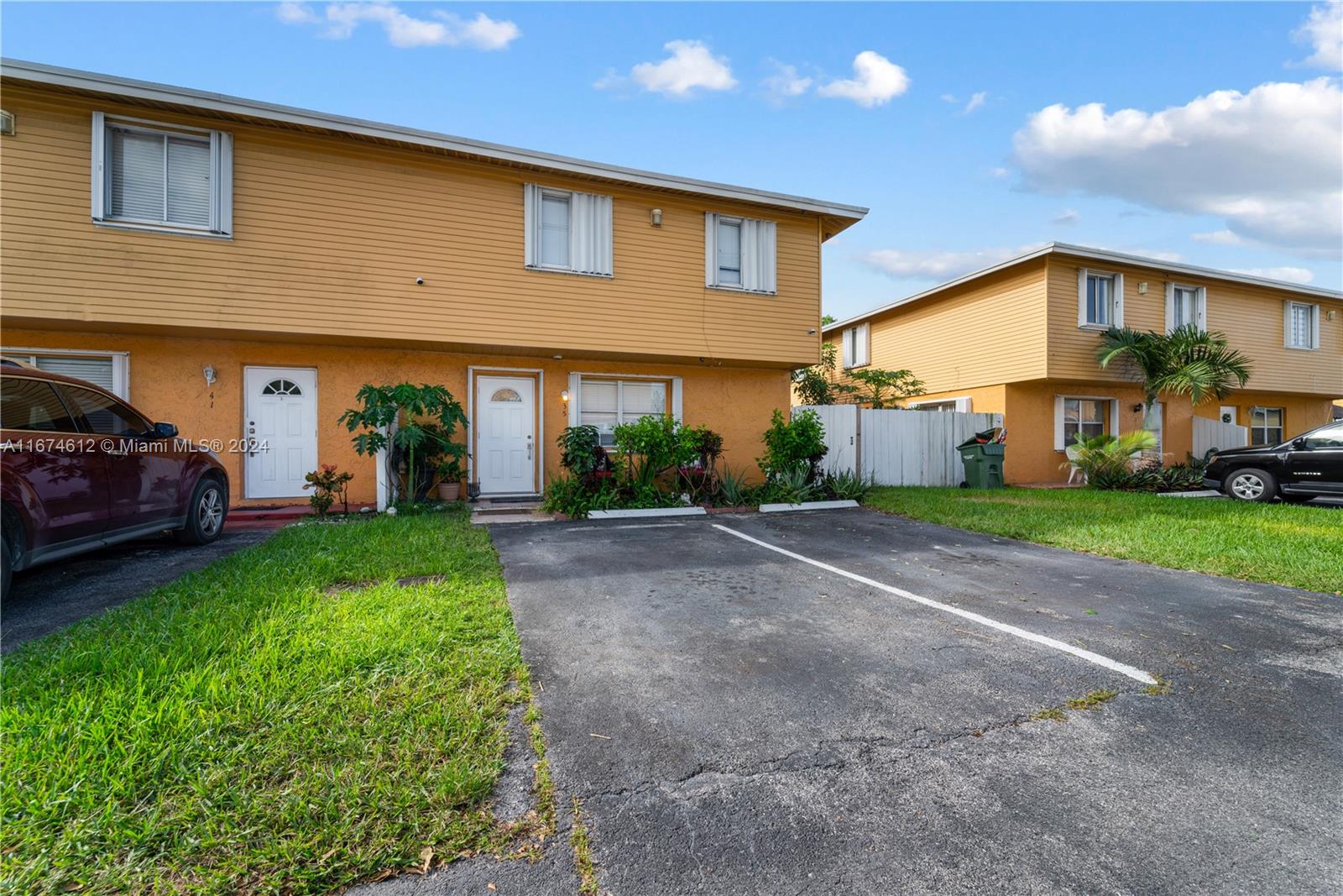 35 Northeast 12th Avenue, Unit 35 Homestead, FL 33030 - Photo 2 of 15