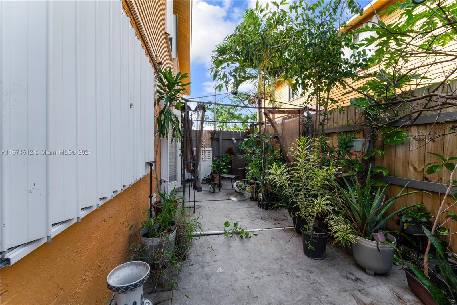 35 Northeast 12th Avenue, Unit 35 Homestead, FL 33030 - Photo 4 of 15