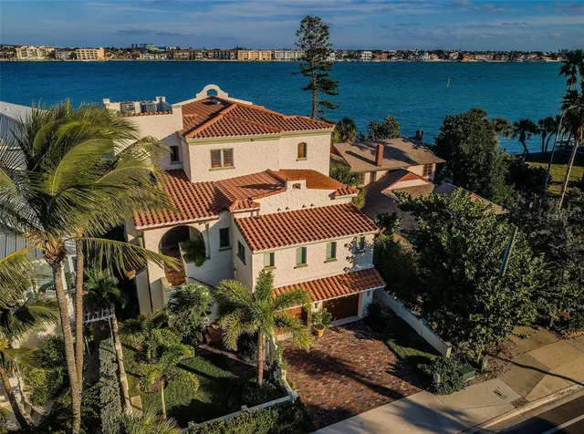 $5,850,000 | 1403 Pass A Grille Way, St. Pete Beach, FL 33706