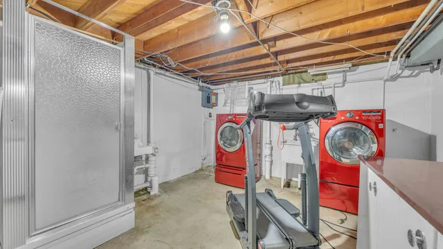 $249,900 | 633 South 27th Street, Sheboygan, WI 53081