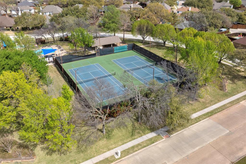 6512 Mc Cormick Ranch Court Plano, TX 75023 - Photo 6 of 29 a view of a yard with an outdoor seating