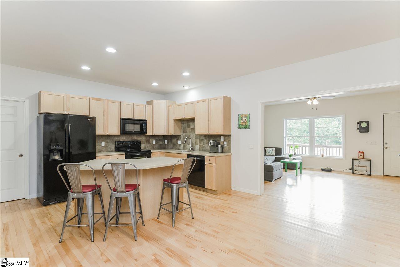 540 Waddell Road Woodruff, SC 29388 - Photo 13 of 36 Gallery Image 13