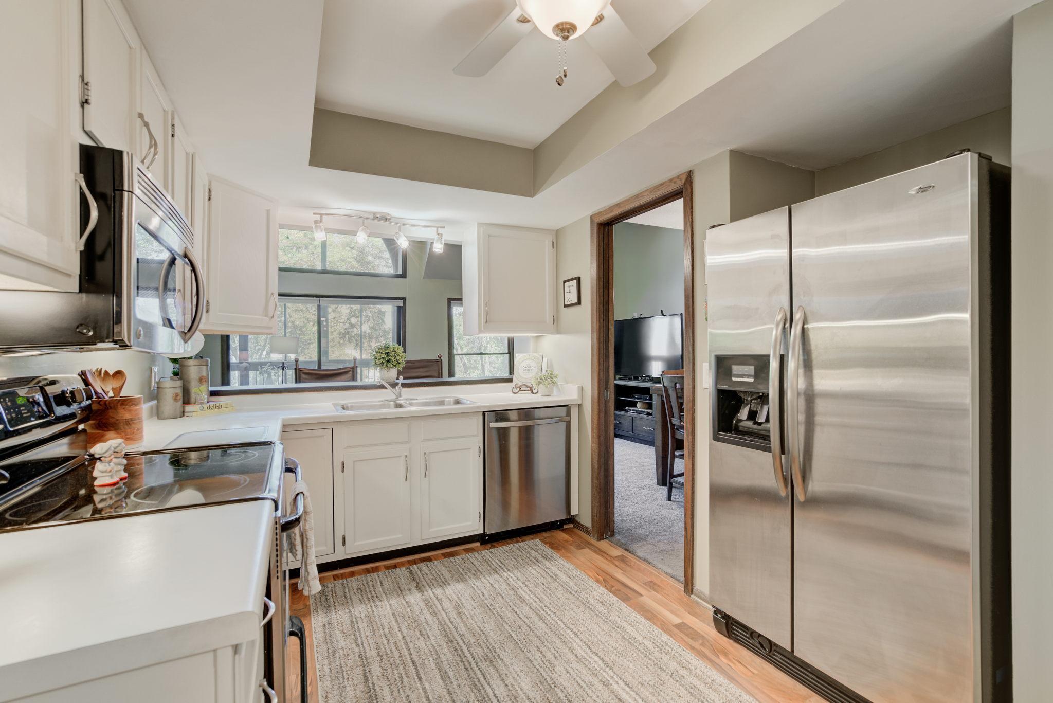 8549 Irwin Road, Unit 335 Bloomington, MN 55437 - Photo 6 of 25