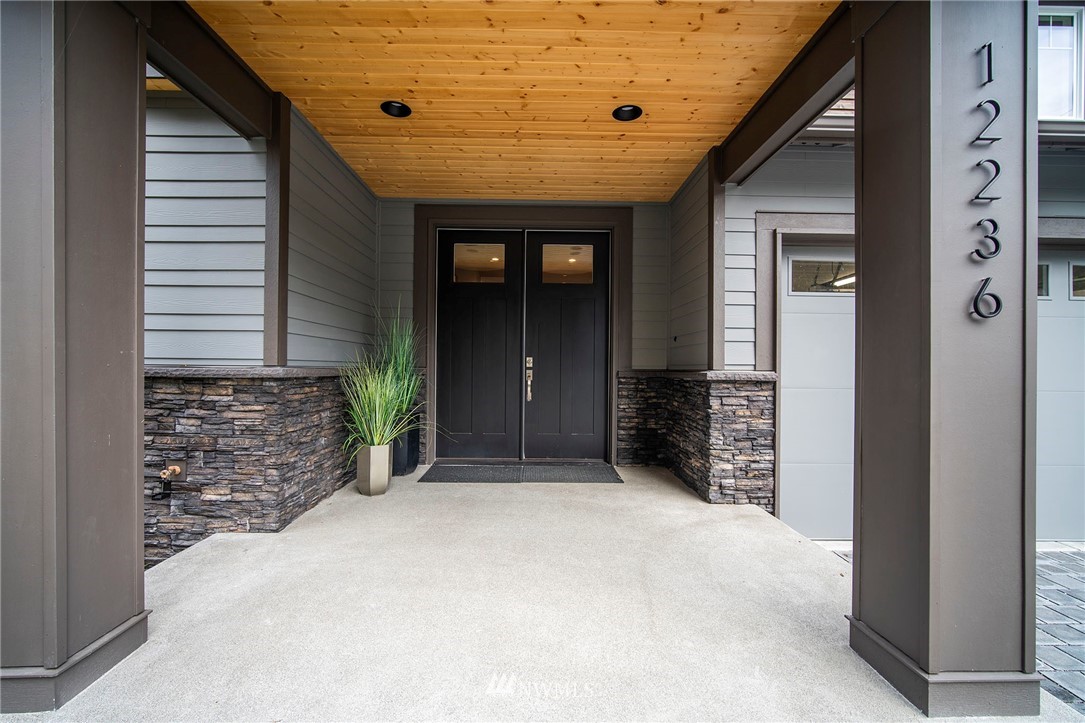 820 232nd Street Southeast Bothell, WA 98021 - Photo 4 of 37