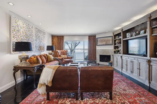 $375,000 | 388 Driftwood Court, Unit 3, Azle, TX 76020