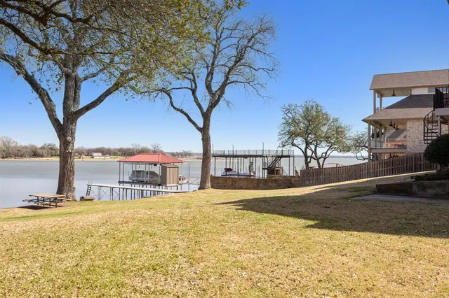 $375,000 | 388 Driftwood Court, Unit 3, Azle, TX 76020
