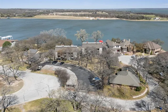 $375,000 | 388 Driftwood Court, Unit 3, Azle, TX 76020