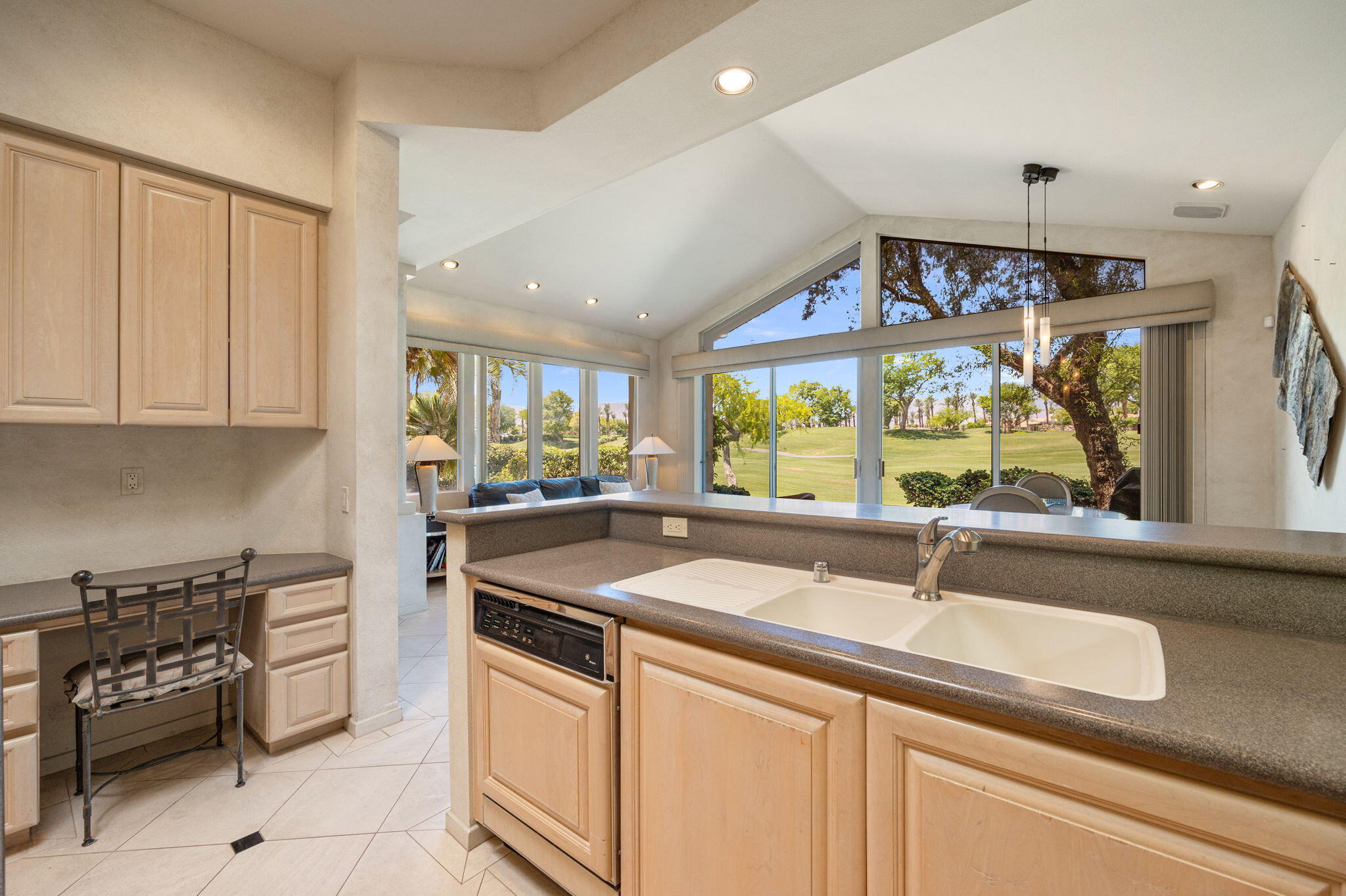 261 Eagle Dance Circle Palm Desert, CA 92211 - Photo 19 of 60 31-web-or-mls-8M4A0230