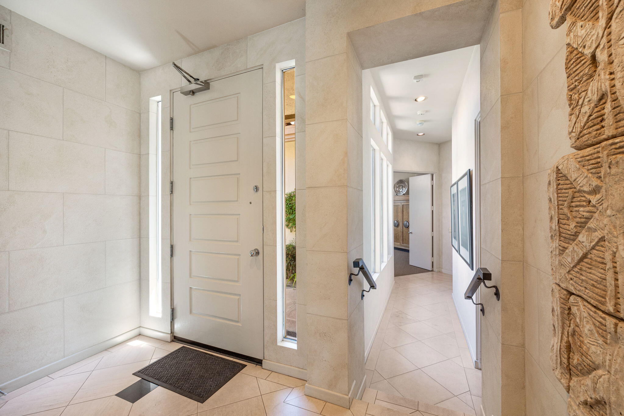 261 Eagle Dance Circle Palm Desert, CA 92211 - Photo 8 of 60 56-web-or-mls-8M4A0109