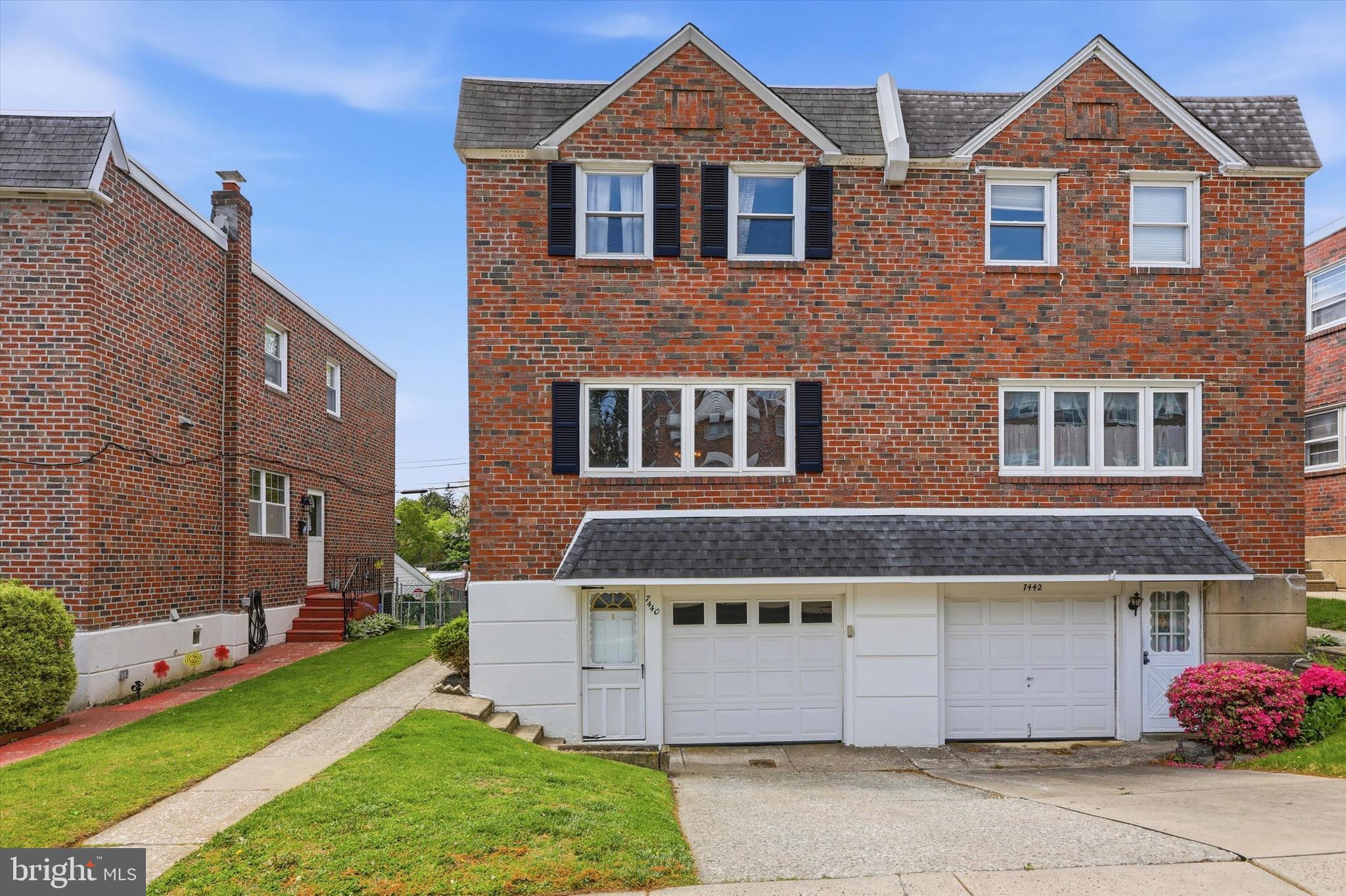 7440 Hill Road Philadelphia, PA 19128 - Photo 2 of 24