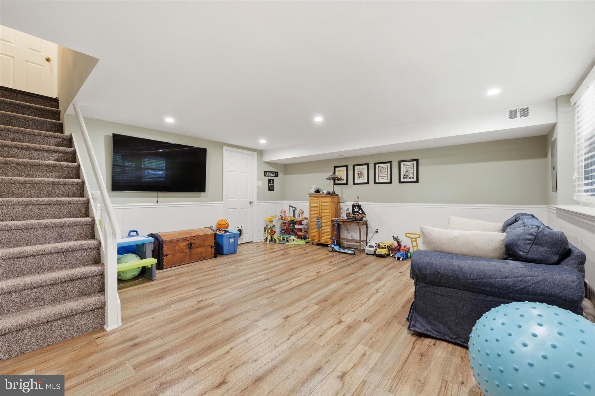 7440 Hill Road Philadelphia, PA 19128 - Photo 21 of 24