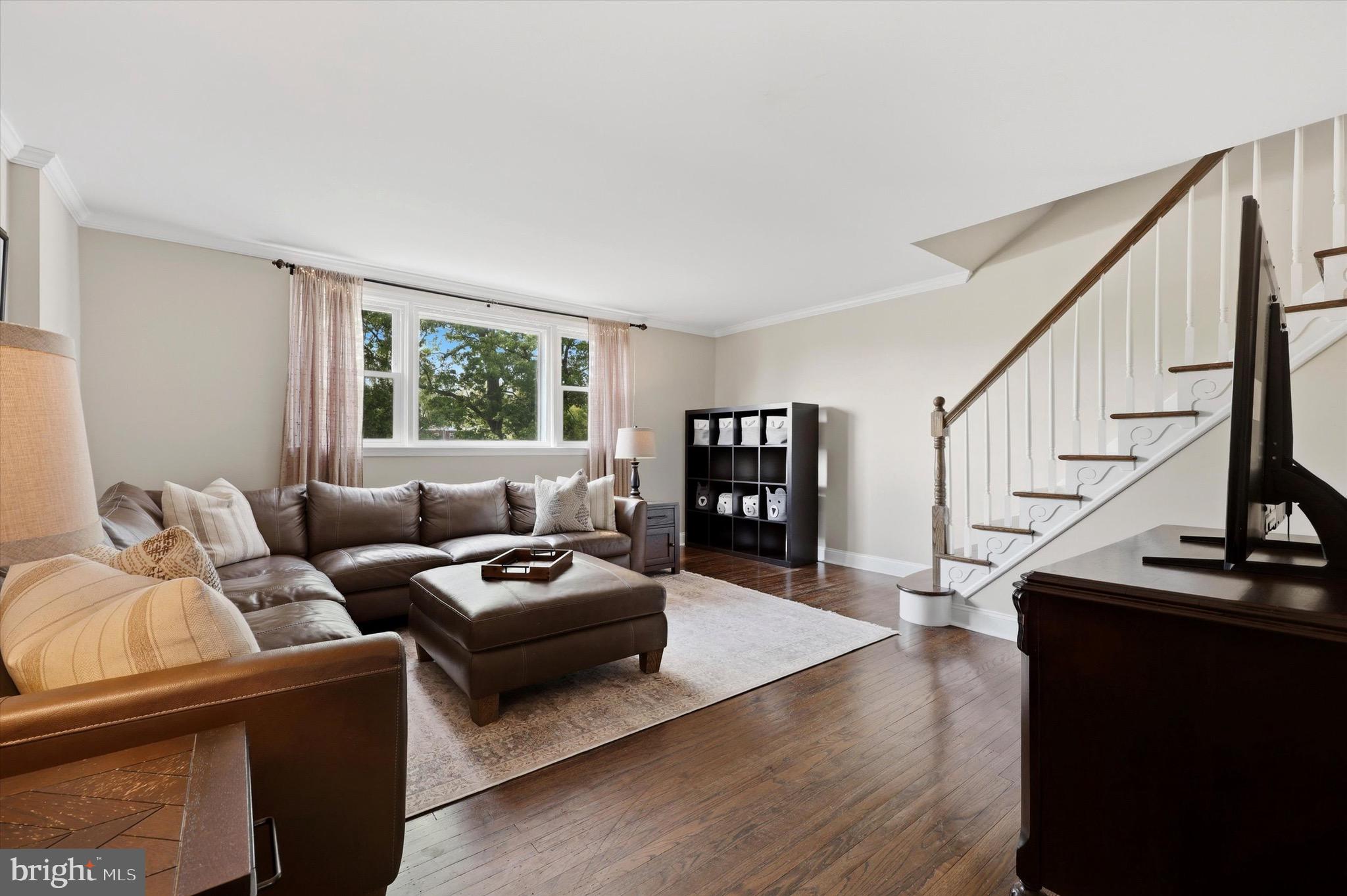 7440 Hill Road Philadelphia, PA 19128 - Photo 3 of 24