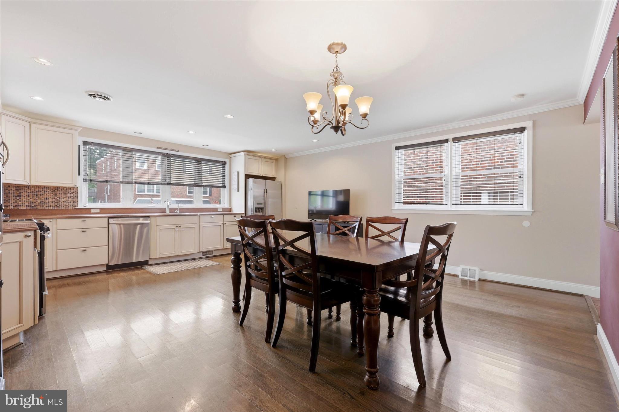 7440 Hill Road Philadelphia, PA 19128 - Photo 6 of 24