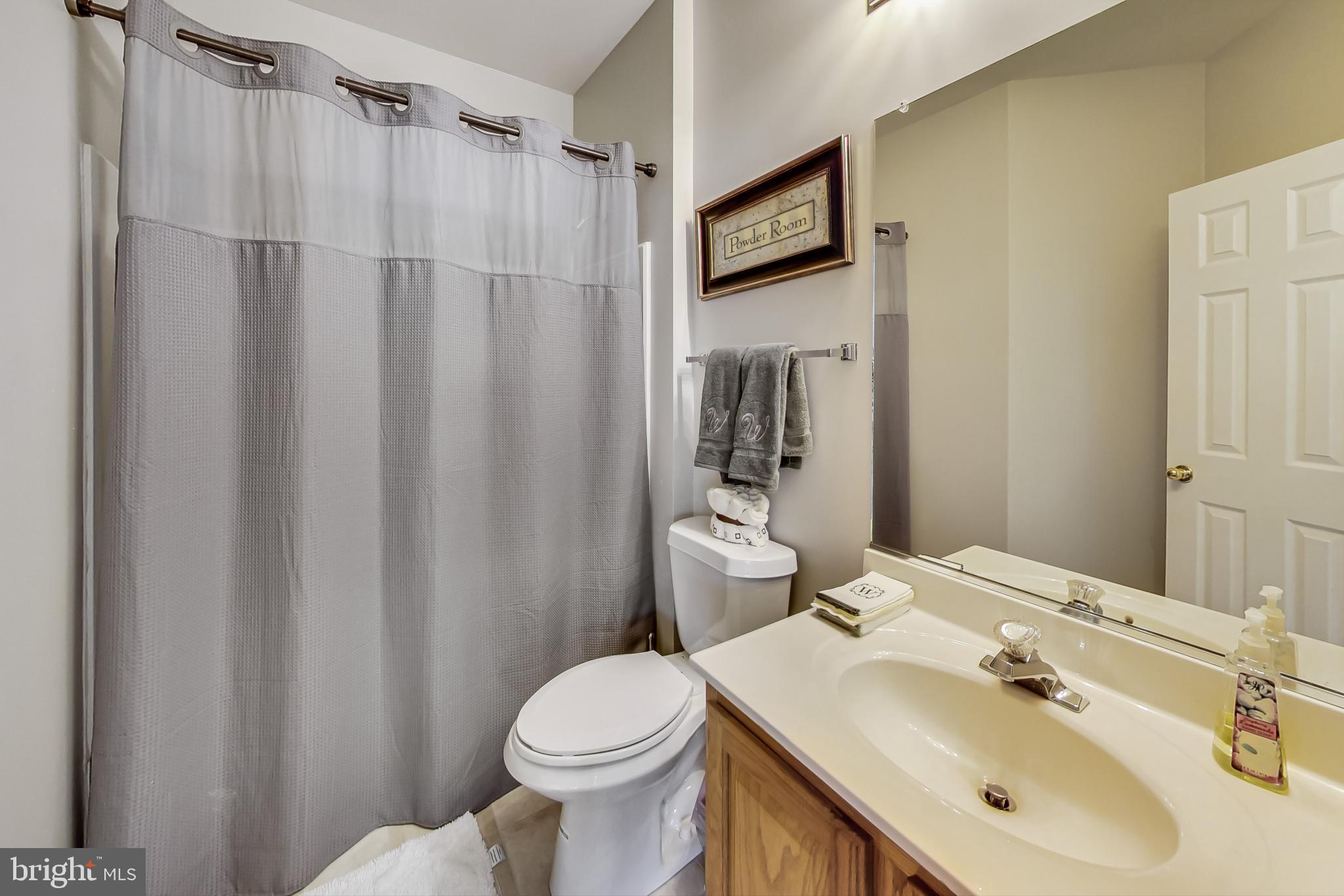 2444 Rabbits Run Street Waldorf, MD 20601 - Photo 11 of 25 Main Level Bath