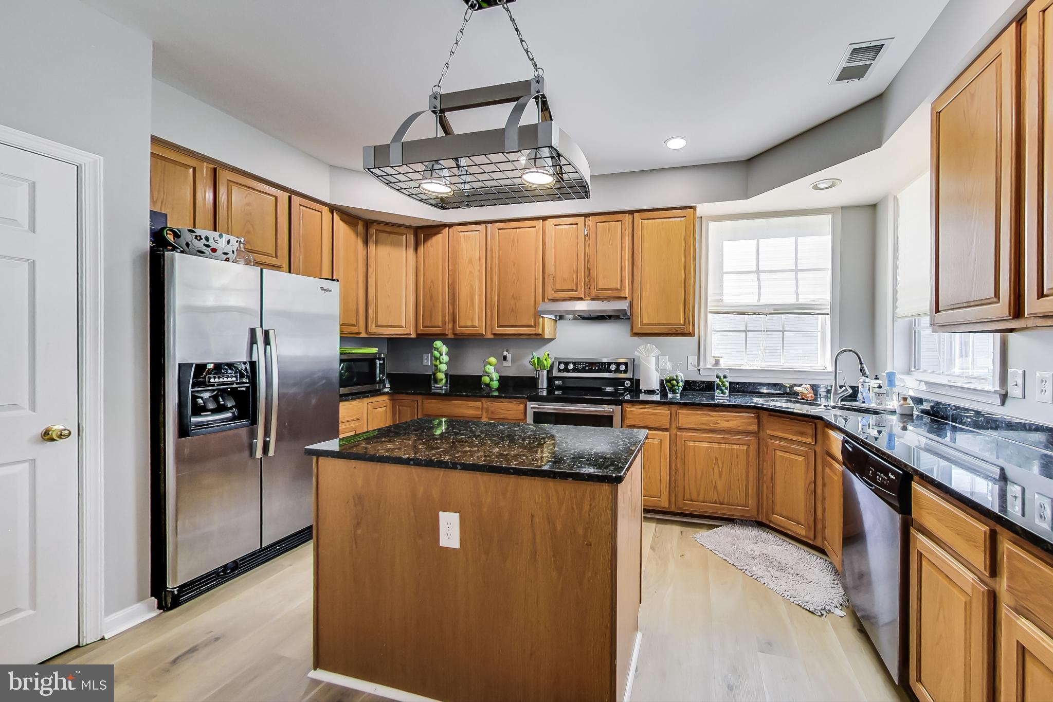 2444 Rabbits Run Street Waldorf, MD 20601 - Photo 7 of 25 Kitchen
