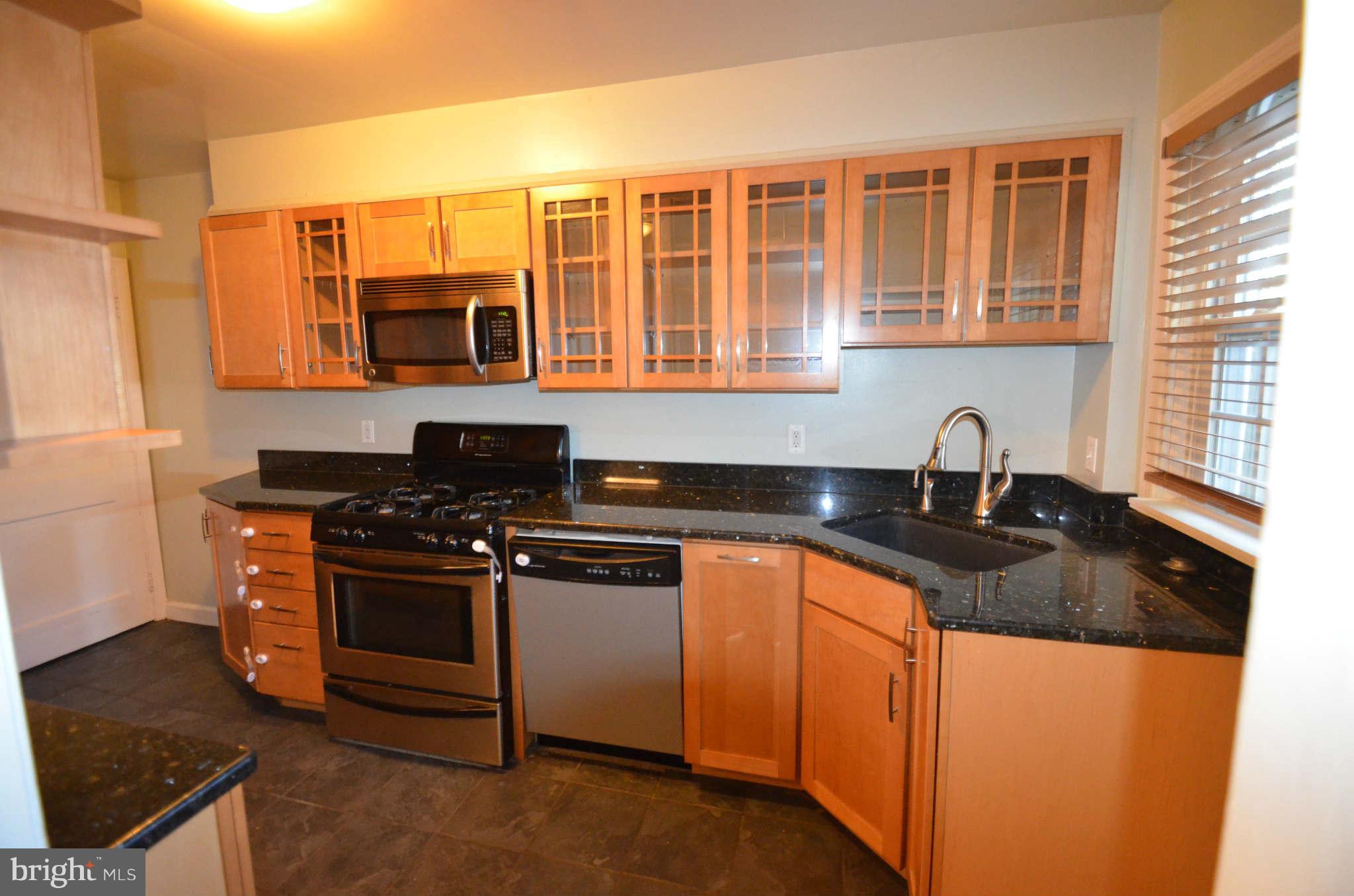 214 Brandon Road Baltimore, MD 21212 - Photo 8 of 21 Kitchen