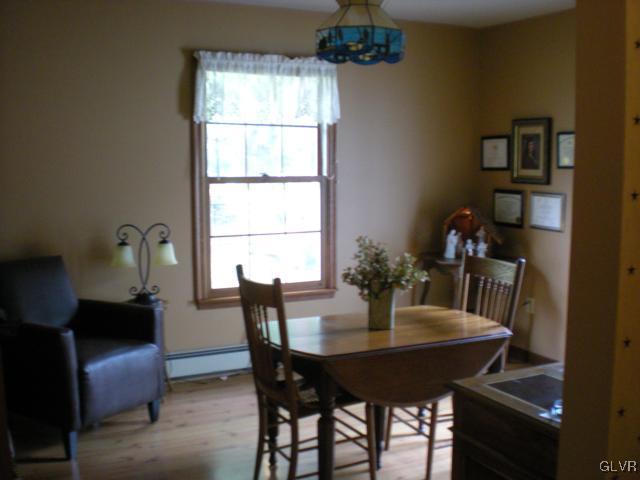 914 Place Road Bethlehem, PA 18017 - Photo 5 of 15 Gallery Image 5