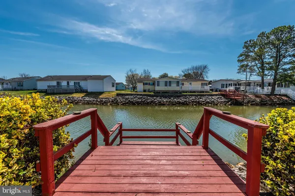 $379,900 | 12 Coastal Drive, Berlin, MD 21811