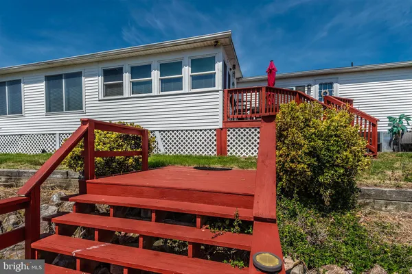 $379,900 | 12 Coastal Drive, Berlin, MD 21811