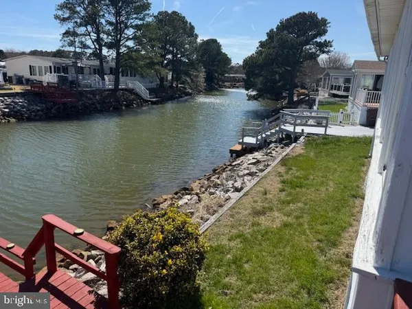 $379,900 | 12 Coastal Drive, Berlin, MD 21811