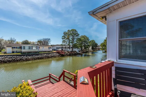 $379,900 | 12 Coastal Drive, Berlin, MD 21811