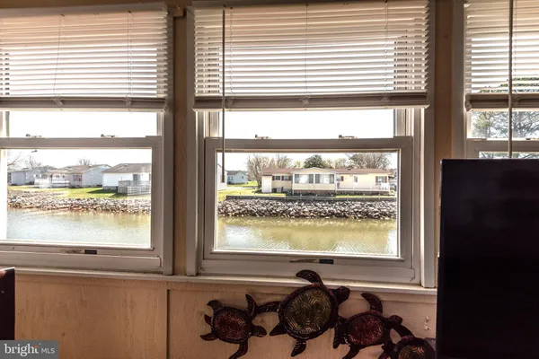 $379,900 | 12 Coastal Drive, Berlin, MD 21811