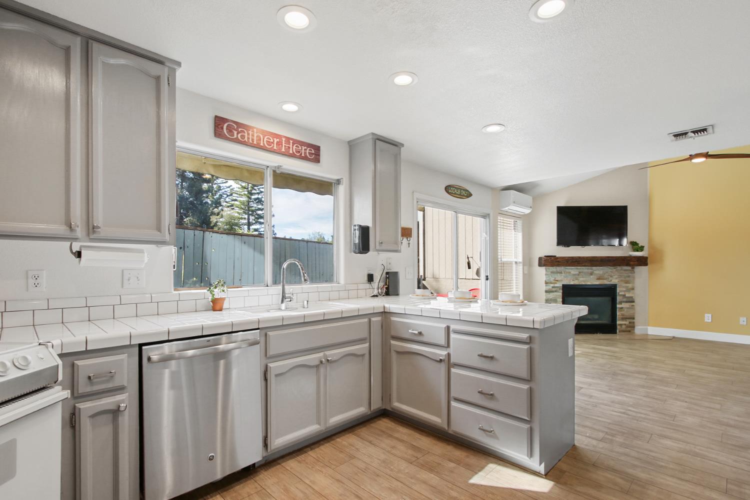 3080 Cambridge Road, Unit 10 Cameron Park, CA 95682 - Photo 15 of 37