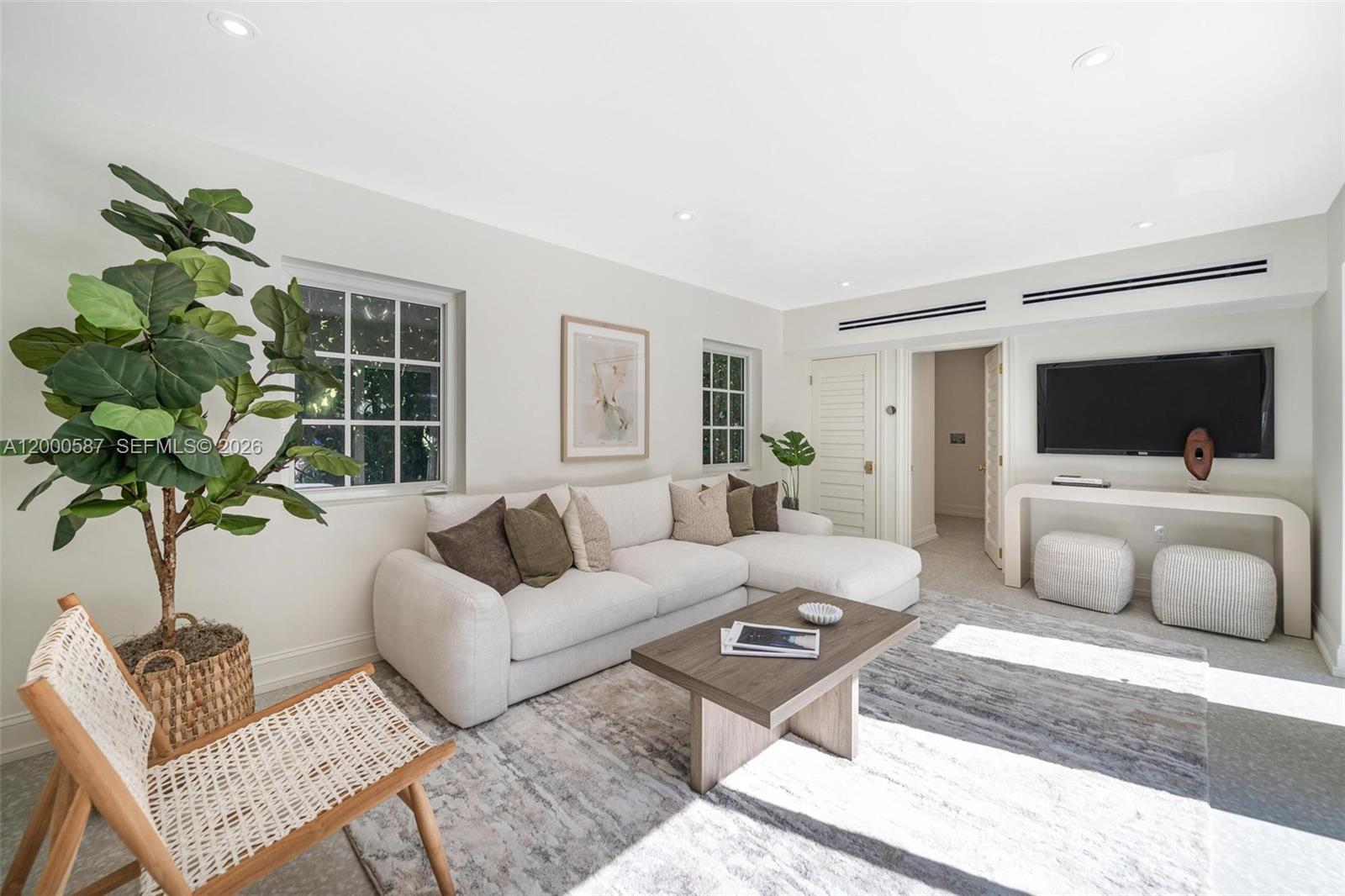 909 Roderigo Avenue Coral Gables, FL 33134 - Photo 26 of 34 Photo 26