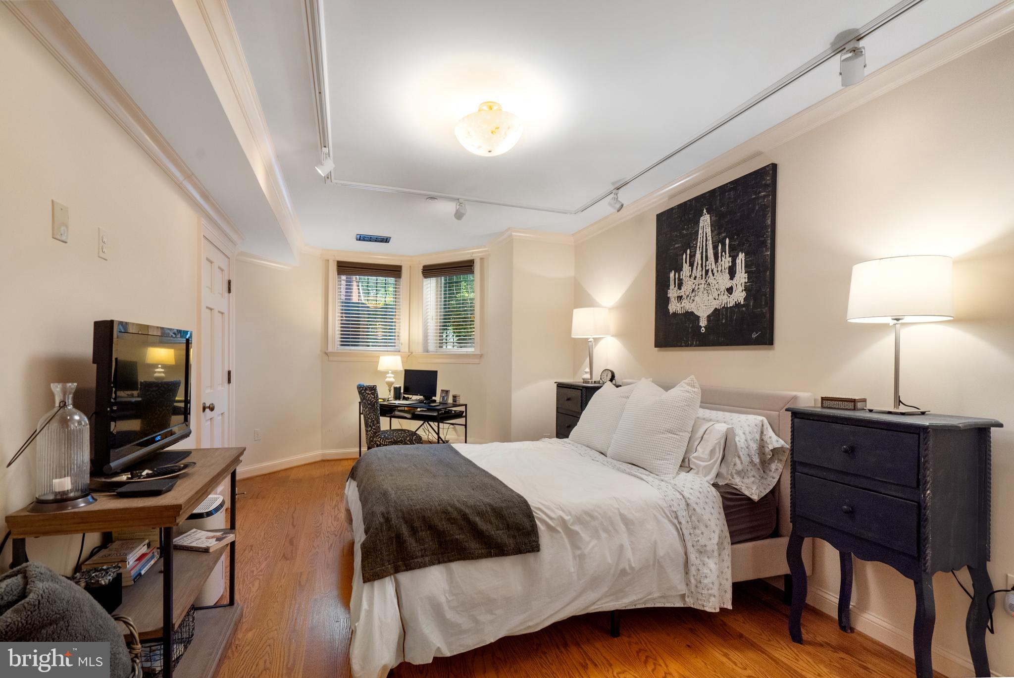 4 Logan Circle Northwest, Unit 1 Washington, DC 20005 - Photo 12 of 15 Second spacious bedroom.