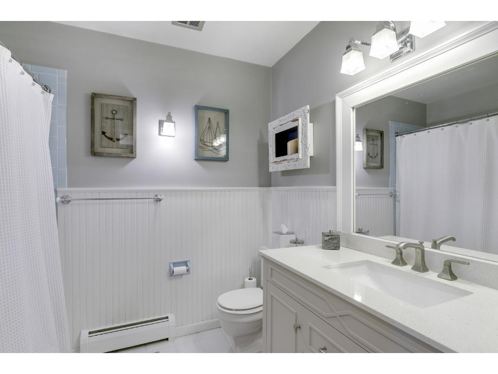 342 Maple Island Road Burnsville, MN 55306 - Photo 17 of 24 Gallery Image 17