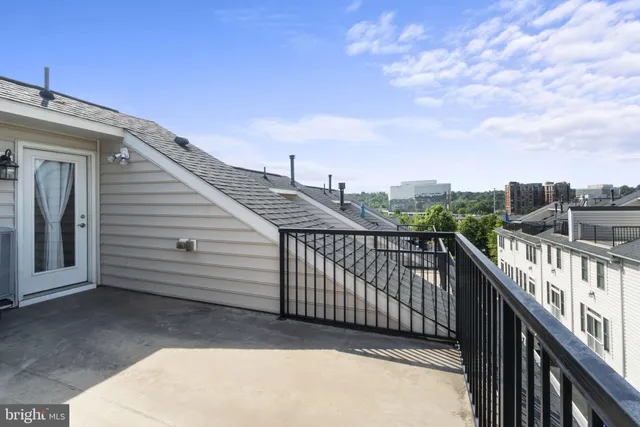a view of a terrace with sky view