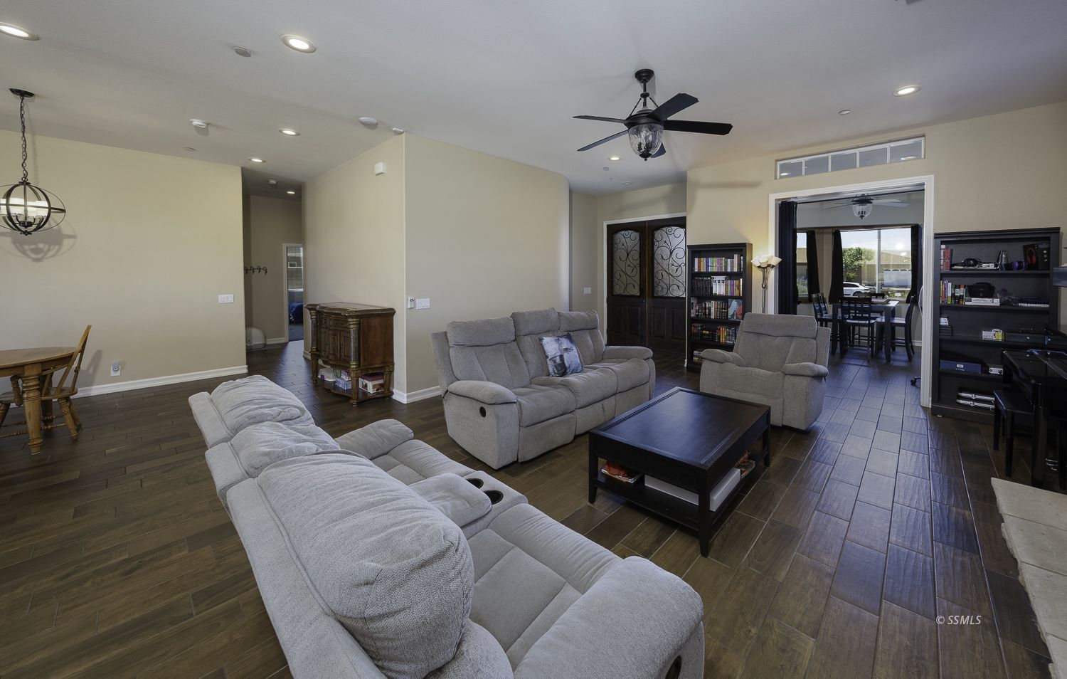 801 Emma Way Ridgecrest, CA 93555 - Photo 7 of 47